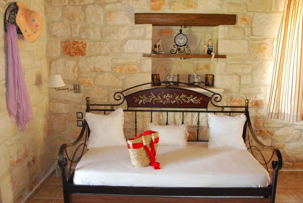 Kavos Psarou Villas Amoudi Room photo
