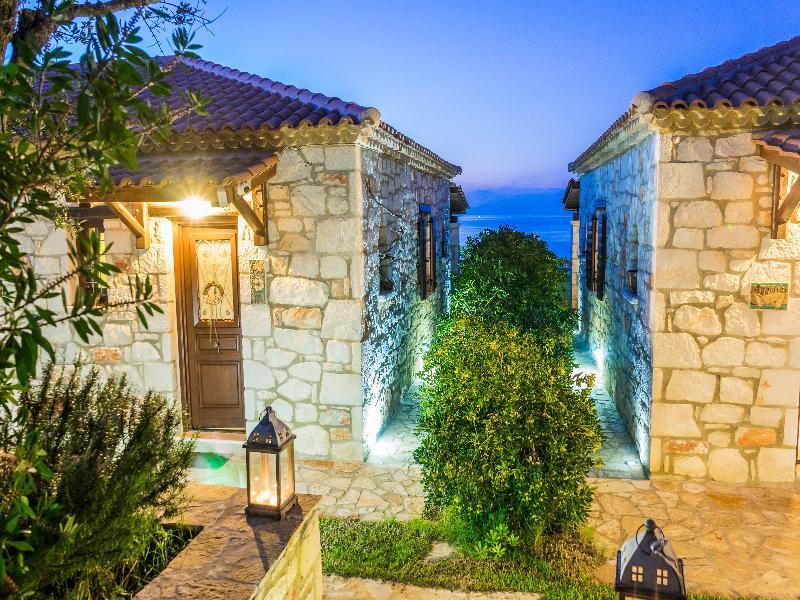 Kavos Psarou Villas Amoudi Exterior photo