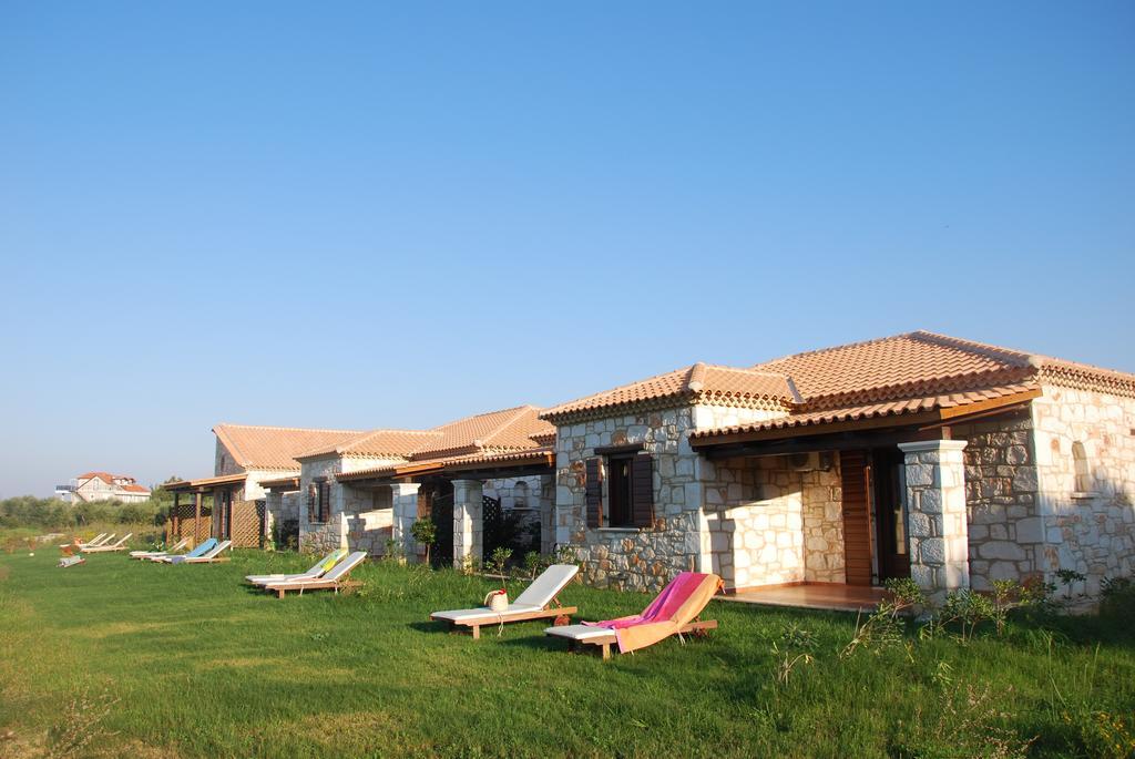 Kavos Psarou Villas Amoudi Room photo