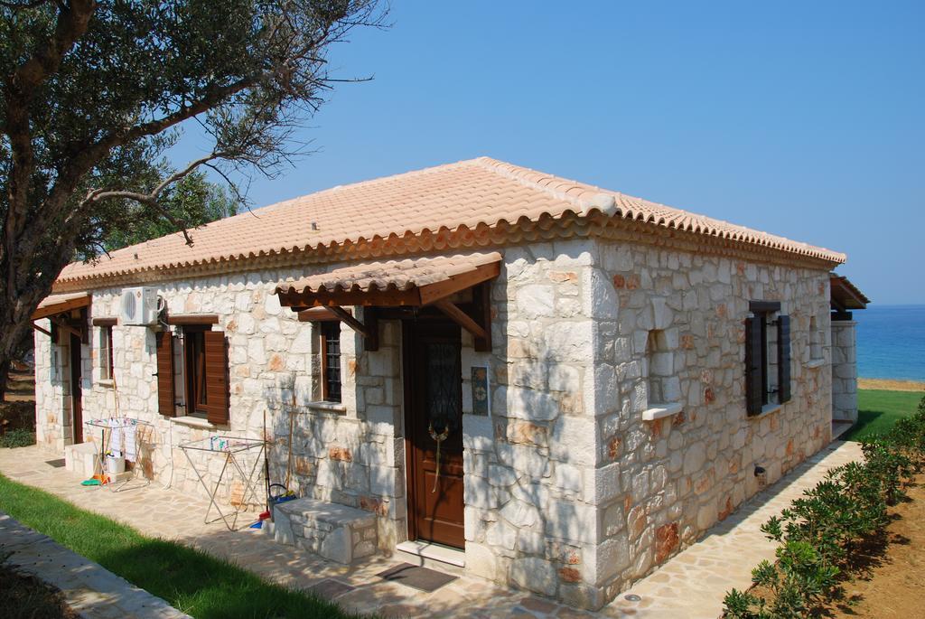 Kavos Psarou Villas Amoudi Room photo