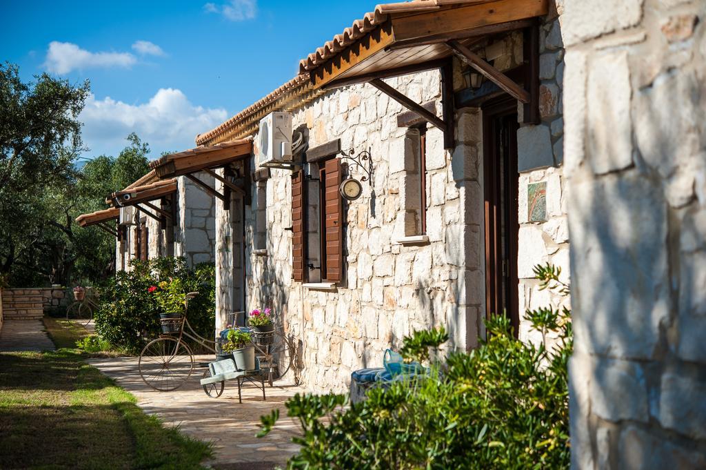 Kavos Psarou Villas Amoudi Exterior photo